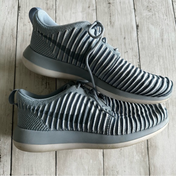 PREOWNED NIKE WOMENS ROSHE TWO FLY KNIT RUNNING SNEAKERS BLUE RIBBED SIZE 8.5 - Picture 7 of 9